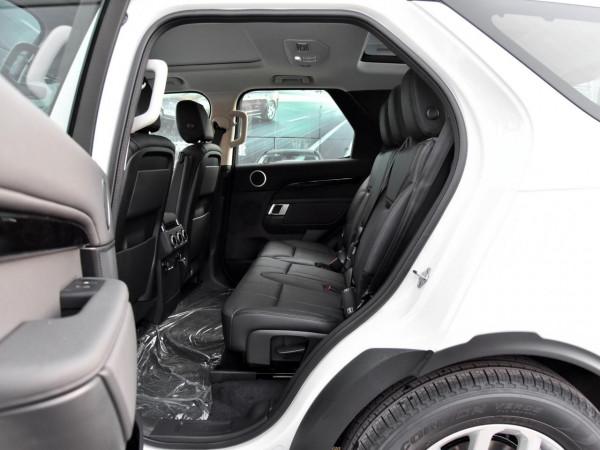 進口豪華品牌大7座，帶四驅的SUV，低配實惠配置全，實拍發現