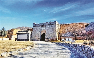 中秋小長假帶娃登長城 逛古城 賞明月 中秋小長假帶娃登長城 逛古城 賞明月