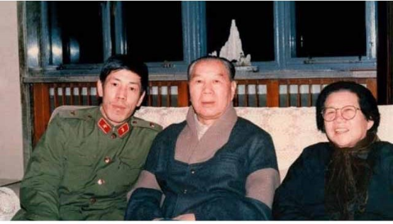 68年趙志珍致電偉人，詢問丈夫下落，偉人聯絡周總理：他在哪？