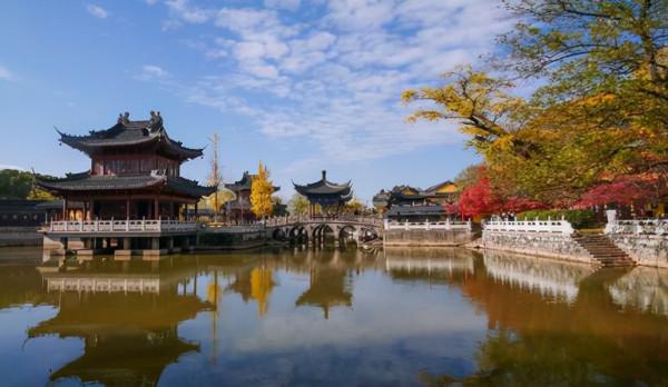 江蘇一奇特建築，明明是島卻被叫山，有上千年曆史，景色甚美