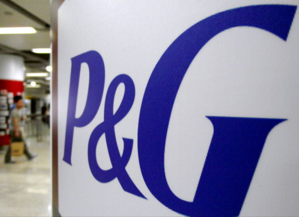 民族日化巨頭：從農民工到年賺200億，潮汕商人陳凱旋怎麼做到？