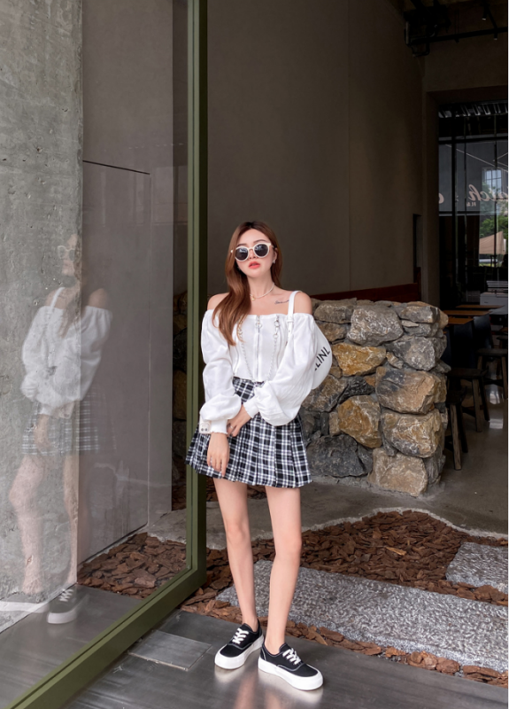 圓頭帆布休閒鞋經典又百搭,沒有女孩子會拒絕它的 圓頭帆布休閒鞋經典又百搭,沒有女孩子會拒絕它的