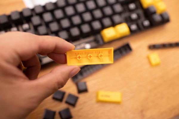 2022年經典mini鍵盤再度進化，GANSS ALT 71D使用評價