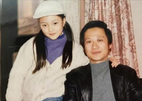 &OpenCurlyDoubleQuote;李小璐媽媽&rdquo;張偉欣：當年差點死在片場，女兒離婚成了她的痛