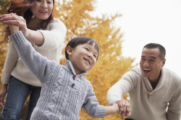 有積蓄有退休金，卻向兒子要生活費，68歲大媽坦言：都是為他好