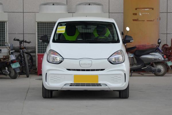 代步車新選擇，售價4&period;8999萬能跑302km，解析科萊威CLEVER