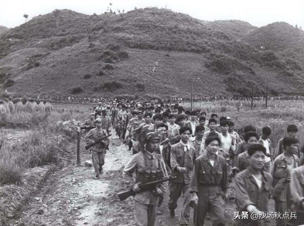 志願軍收復上甘嶺時漏了兩個陣地，敵人正高興時，就發現上當了