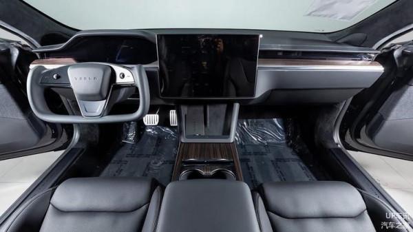 設計感滿分！新款特斯拉Model S實車，方向盤設計成為最大亮點