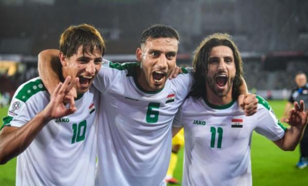 0-0！2-2！亞洲冠軍徹底淪落，4輪一勝難求，出線率仍超國足40倍