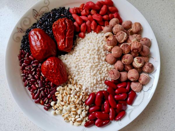 適合秋冬的5款早餐粥,教你步驟配方,健脾養胃,大人孩子都愛喝 適合秋冬的5款早餐粥,教你步驟配方,健脾養胃,大人孩子都愛喝