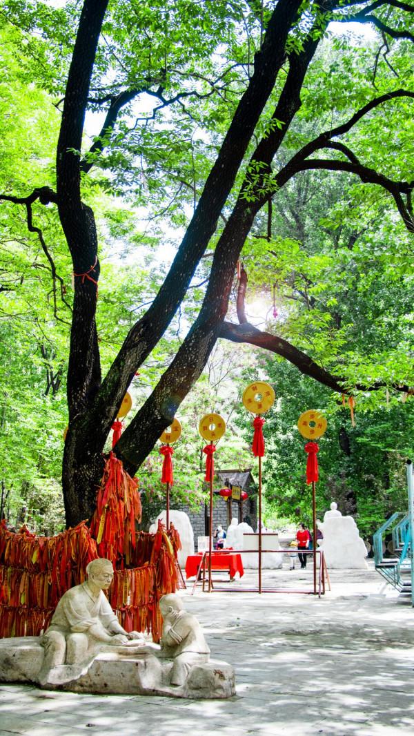 9999塊磨盤——天下第一磨盤谷