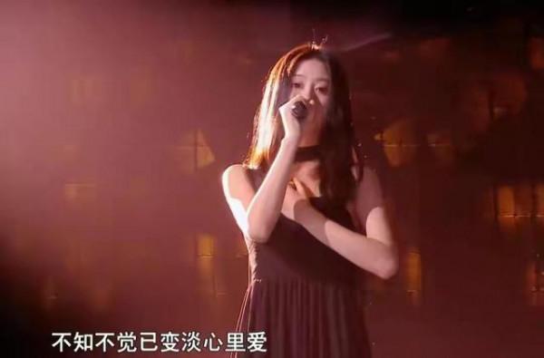 李克勤器重的不是伍珂玥,而是被複活的賀三,讓我告訴你真相 李克勤器重的不是伍珂玥,而是被複活的賀三,讓我告訴你真相