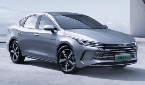 新朗逸更像帕薩特，這幾款緊湊型家轎今年將上市，每款都值得等
