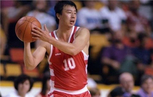 遼籃&OpenCurlyDoubleQuote;三劍客&rdquo;吳慶龍，當年是韓國隊剋星，澳大利亞也被他打怕了