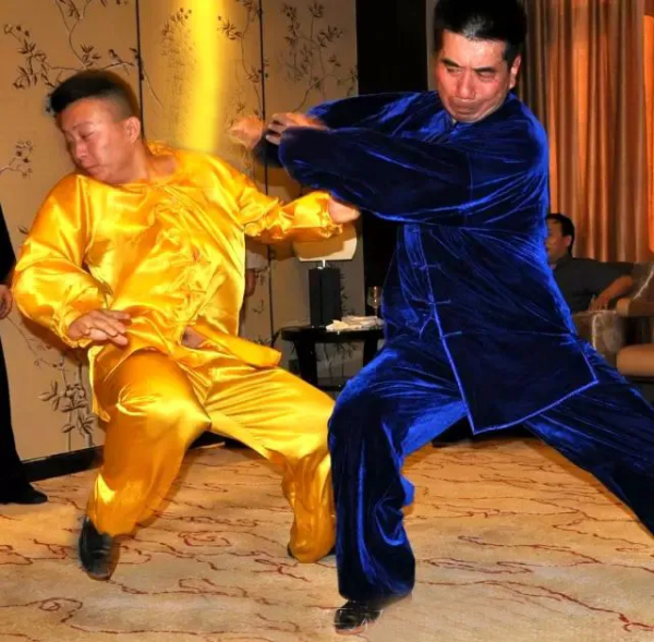 ＂八字腳”撐襠讓我練出一身功夫