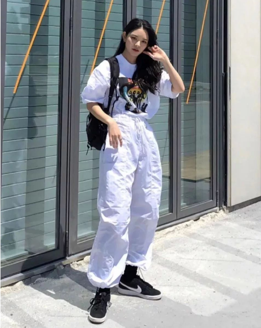 有一種整容叫熱巴換男友風，從女神到少年感，穿中性風的樣子好帥