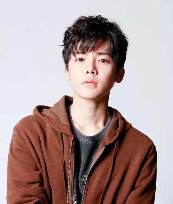 高不成低不就的11個帥氣男星，個個潛力股，誰是下一個“任嘉倫”