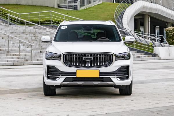 實拍吉利星越L，動力強勁空間大，13&period;72萬起，敢與合資SUV叫板？