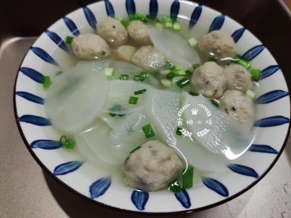 冬天多吃蘿蔔，加入它一起煮，營養加倍，清甜鮮美，大人小孩喜歡