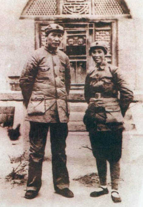 1965年，毛主席重上井岡山，看到一人很面熟，30年前曾送給他棉衣