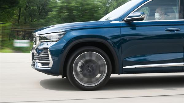 15萬的吉利星越L,真能開出30萬質感? 15萬的吉利星越L,真能開出30萬質感?