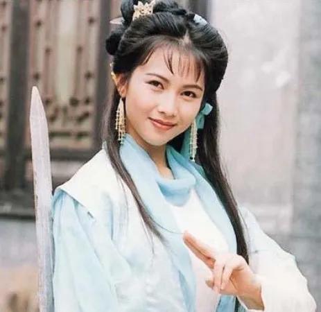 瘦成“紙片人”的5位明星，各有各的辛酸，混娛樂圈怎麼那麼難