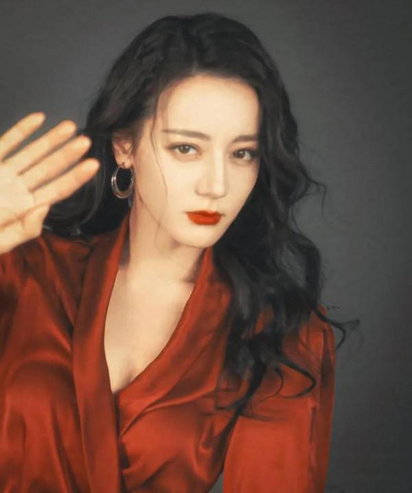 迪麗……真的很熱