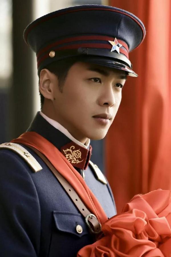 12個從書裡摳出來的民國少帥,這才叫氣質超群,帥得各有千秋 12個從書裡摳出來的民國少帥,這才叫氣質超群,帥得各有千秋