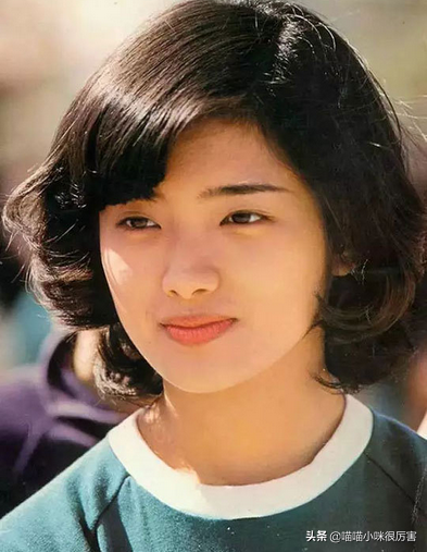 小眼睛塌鼻樑笑露牙齦,五官不端正卻依舊迷人的明星,只服這5位 小眼睛塌鼻樑笑露牙齦,五官不端正卻依舊迷人的明星,只服這5位