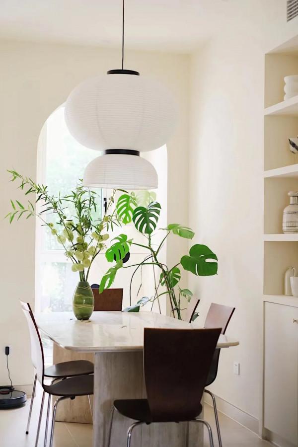 她在30歲前實現了家的夢想：落地窗大浴缸，春看櫻花秋賞楓葉