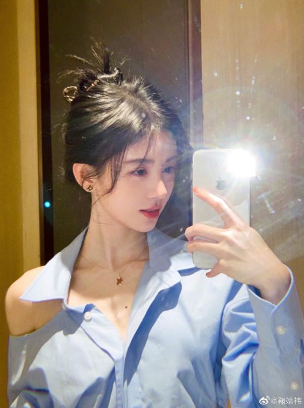 鞠婧禕這樣看也不矮啊？為什麼那麼多人吐槽她的身高呢？奇怪了