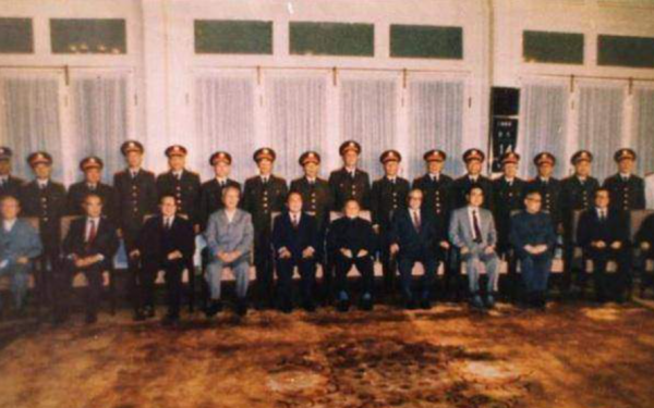 1955年，軍委連開兩天會議敲定元帥11位，為何後來缺一人？