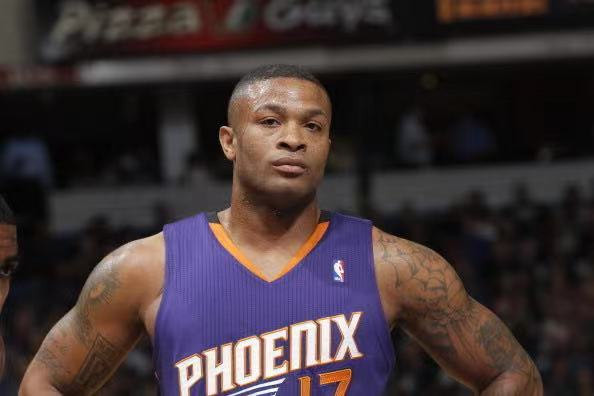 PJ.塔克——小人物的英雄路 PJ.塔克——小人物的英雄路