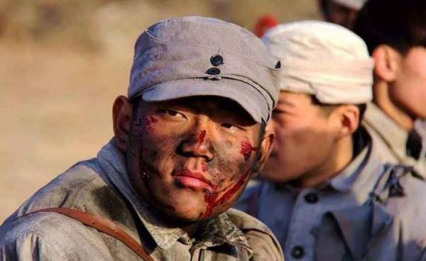 抗日戰爭爆發前夕,紅軍改編為八路軍,超編的3.4萬人哪裡去了? 抗日戰爭爆發前夕,紅軍改編為八路軍,超編的3.4萬人哪裡去了?