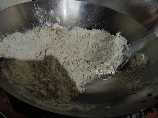 麵粉不要蒸饅頭了，教您不一樣吃法；早餐泡一碗，暖暖的真舒服​