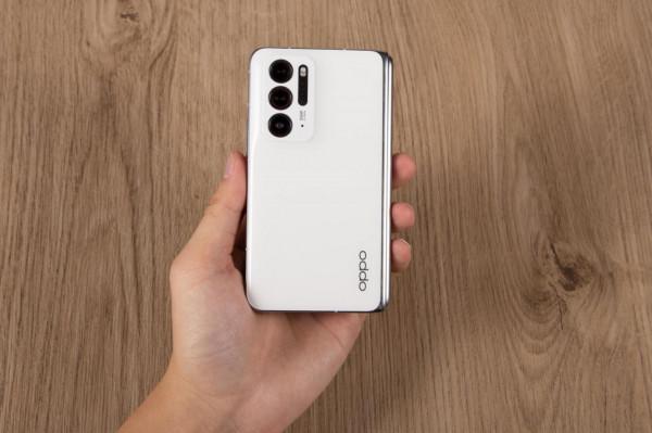 新年換手機!一萬預算最值得推薦的有哪些?這幾款妥妥用幾年 新年換手機!一萬預算最值得推薦的有哪些?這幾款妥妥用幾年