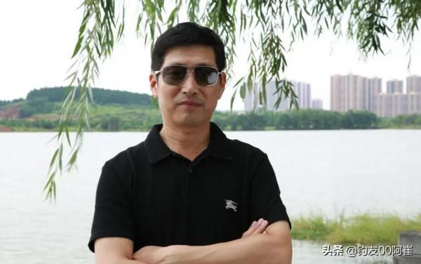 這些釣魚界的前輩你更喜歡誰