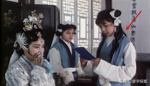 有人帶8助理30保鏢，他啃漢堡被噎，誰揭了“塑膠演員”的遮羞布