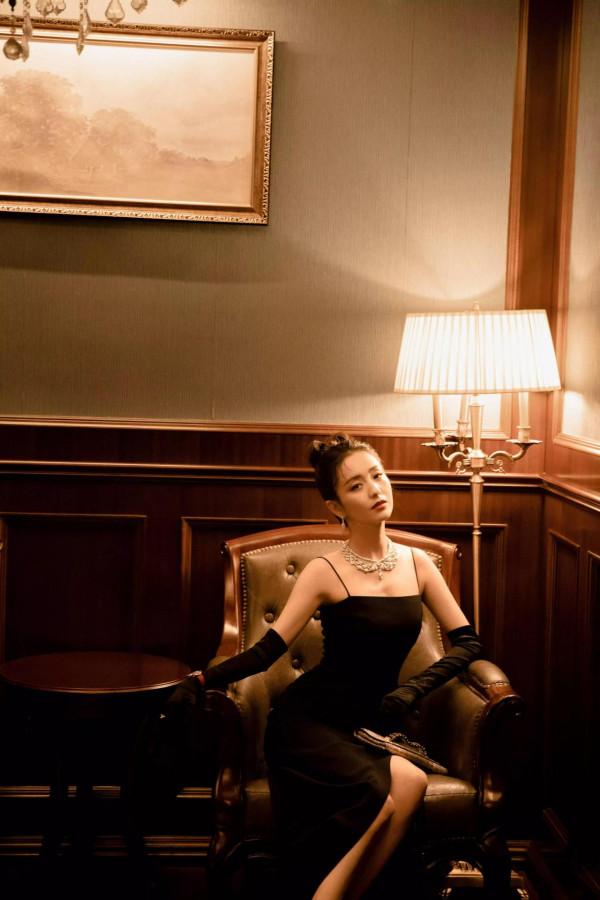 瓊花玉貌/佟麗婭‖桌布