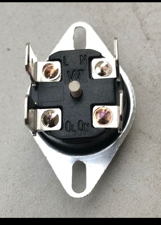 家裡電器壞了，請師傅上門維修，有6點要注意