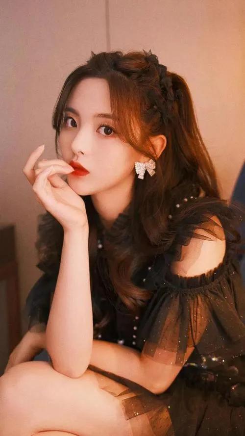 盤點八位看臉一米六的女星,各有各的美,趙麗穎可愛,陳瑤像娃娃 盤點八位看臉一米六的女星,各有各的美,趙麗穎可愛,陳瑤像娃娃