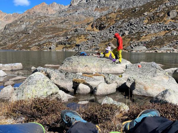 川西海拔最高最大最藍的海子——亞莫措根