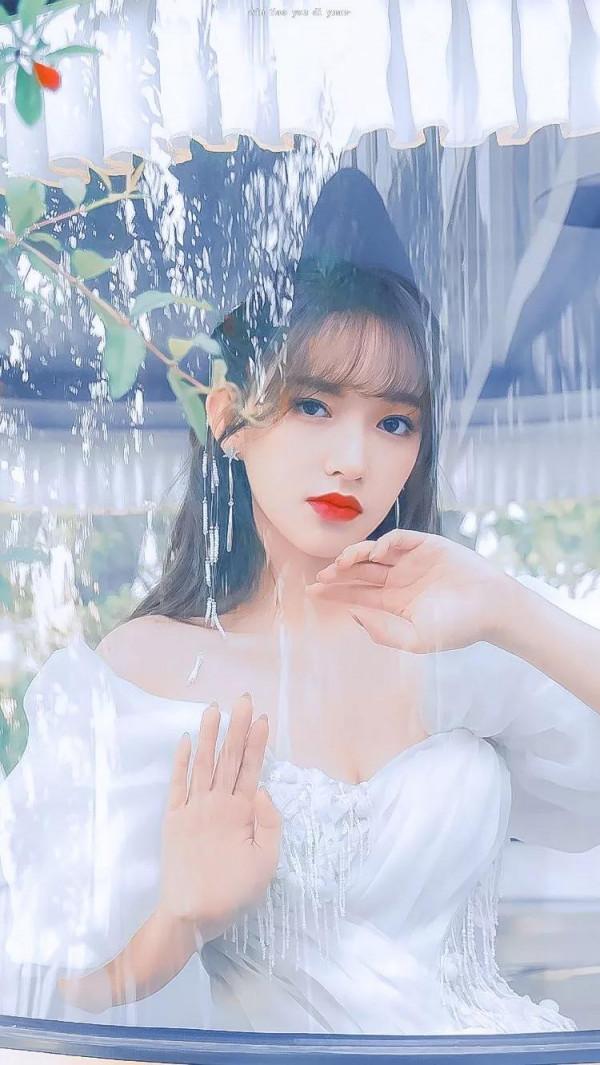 程瀟美照一冊，欣賞