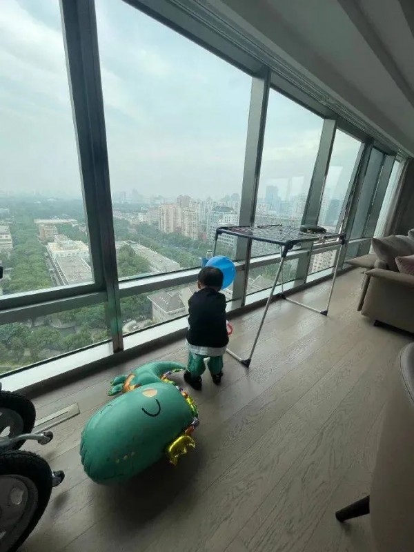 春晚十大明星豪宅大比拼，最豪的，8層樓！你聽過他的歌嗎？