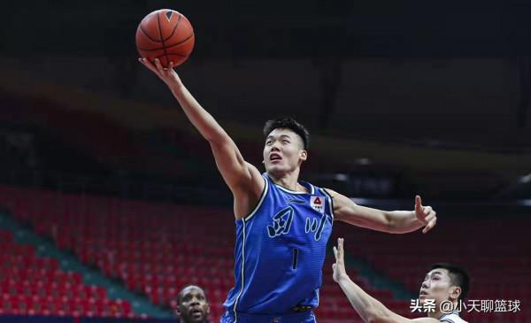 四人上雙，山東勝四川！徐長鎖稱讚球員表現，周金利賽後一臉無奈