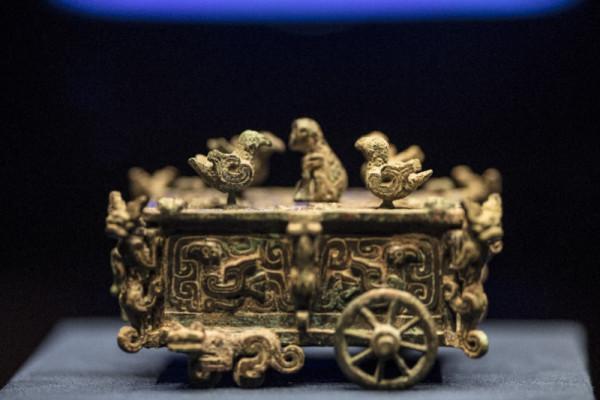 年代跨越一萬年,300餘件山西古代文物展示“華夏之華” 年代跨越一萬年,300餘件山西古代文物展示“華夏之華”