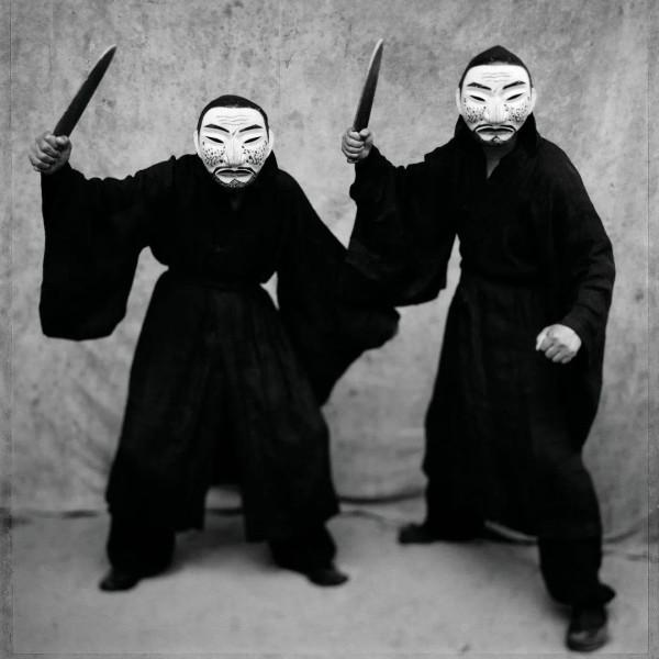 日常使用造成的沾汙、開裂和磨損,傳達了人類生活的溫暖痕跡 | 9月滬京展覽推薦 日常使用造成的沾汙、開裂和磨損,傳達了人類生活的溫暖痕跡 | 9月滬京展覽推薦