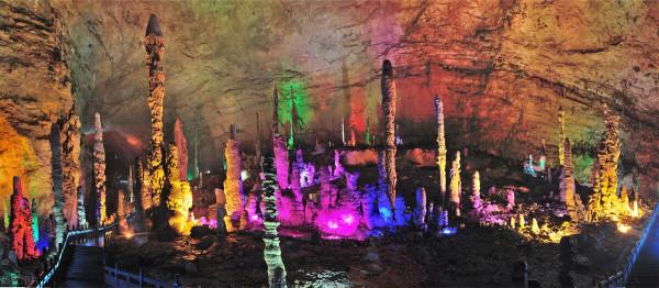 鐘乳石的形成過程 鐘乳石的形成過程