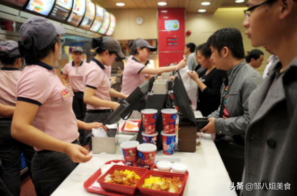 吃肯德基,內行人從不點這4種食物,看著好實則不划算,別不懂 吃肯德基,內行人從不點這4種食物,看著好實則不划算,別不懂