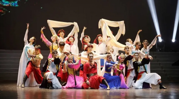 大型民族舞蹈精品晚會《舞與倫比》開啟國內巡演